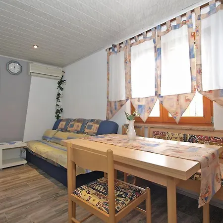 Jela Apartment